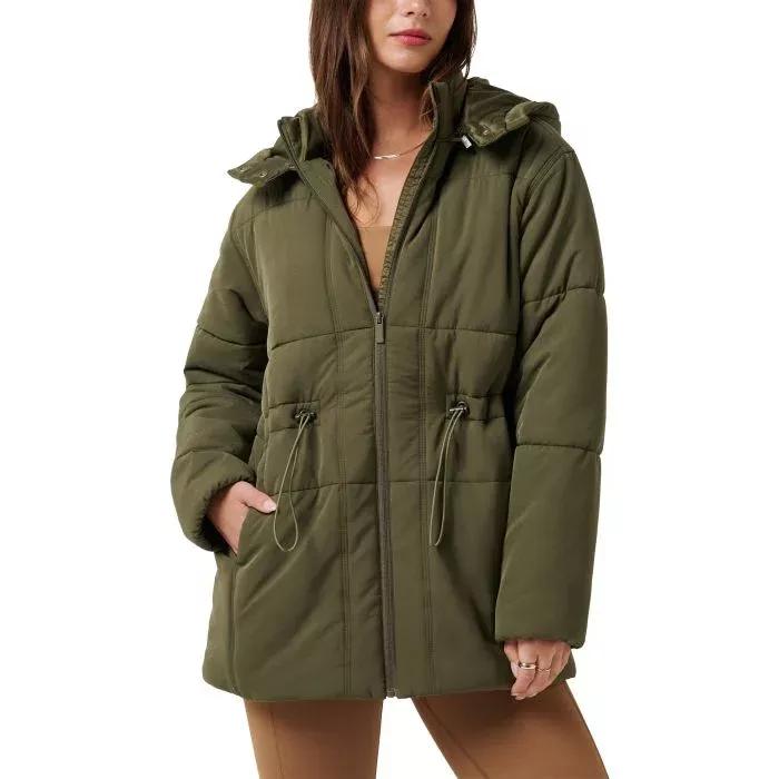 TravisMathew Womens Mont Blanc Hood Puffer Golf Jacket