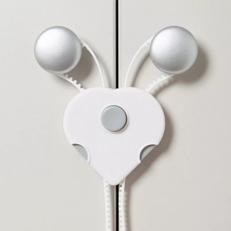 White Plastic Cabinet Flex Lock 1 Pk